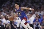先发制人！斯特劳瑟抛投得手独得11分 骑士全队仅8分